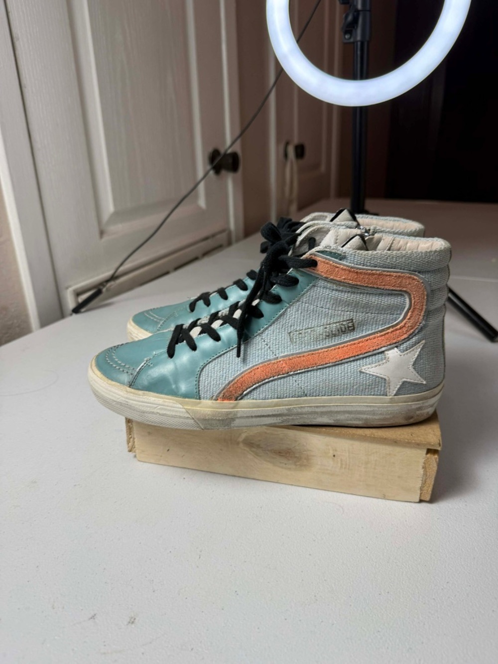 Golden Goose Sneakers in Blue
Sz 40 / US 10 - Picture 2 of 13